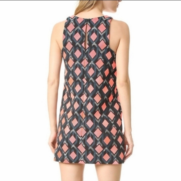 Milly angular mini shift dress diamond shaped - Picture 2 of 10